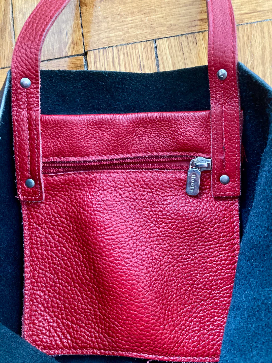 Roots Leather Tote - photo 4