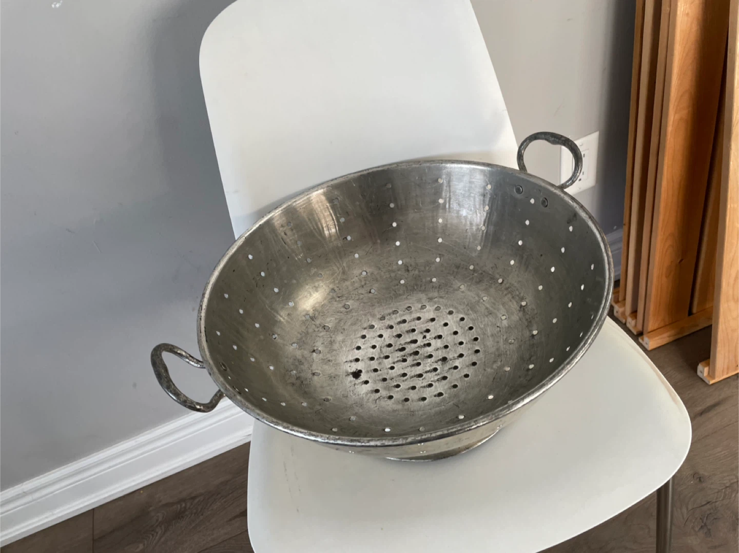 Large Metal Colander - photo 4