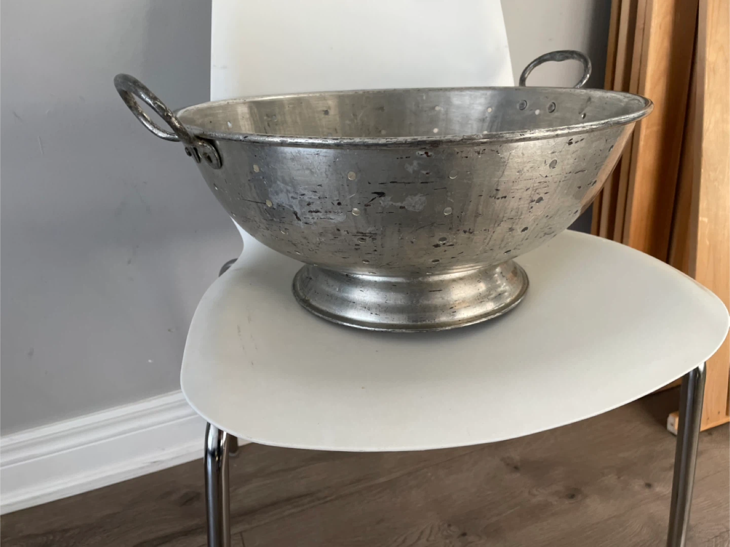 Large Metal Colander - photo 3