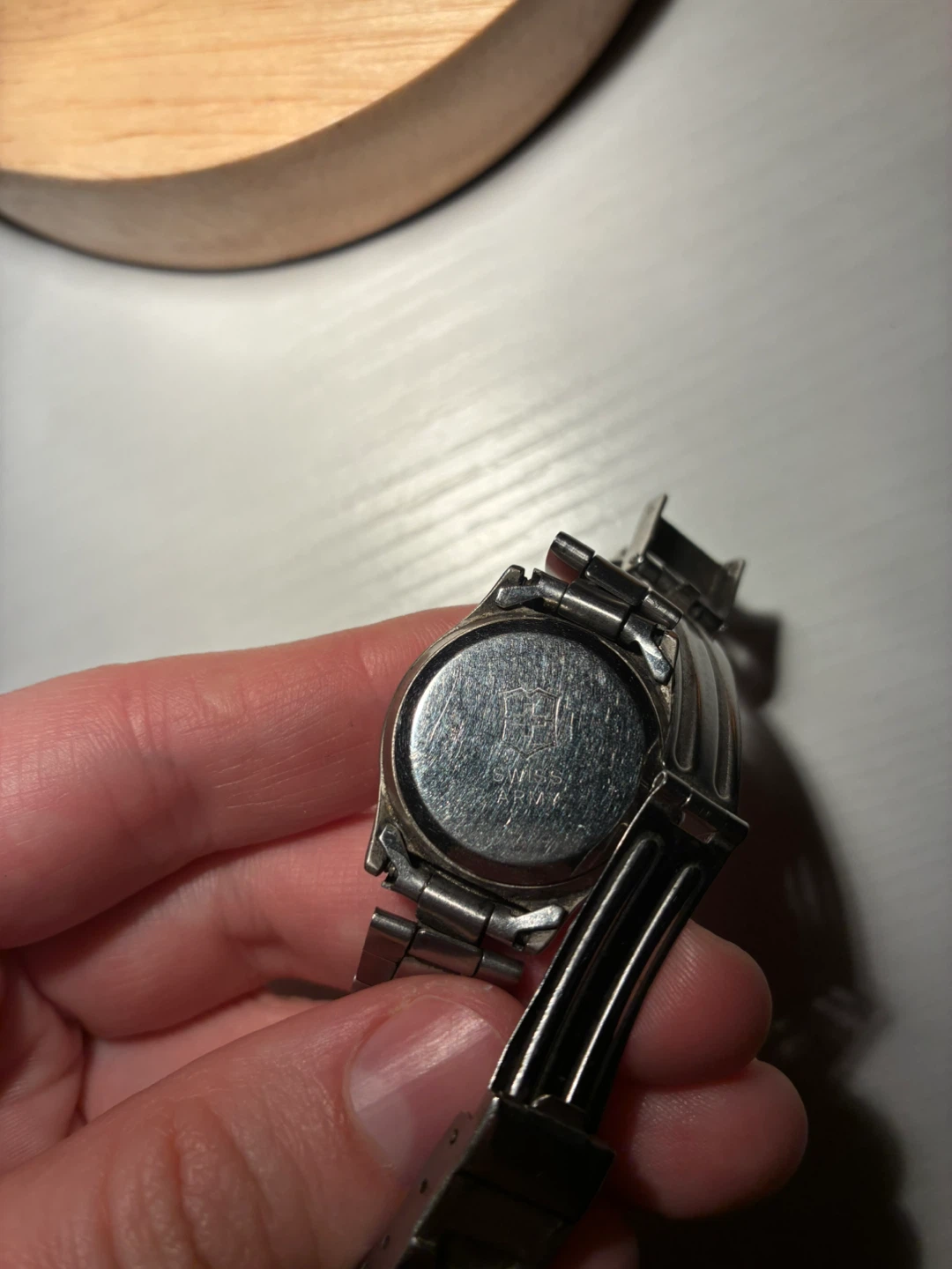 Victorinox Swiss Army Watch (runs well with new battery) - photo 3