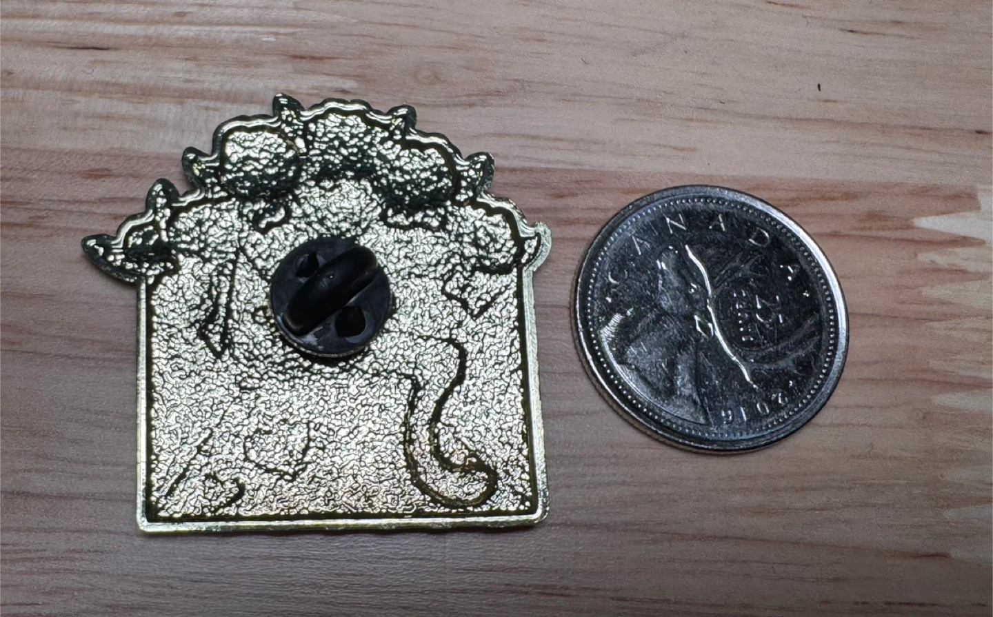 Enamel Pin - Black Cat in Envelope with Flowers - photo 3