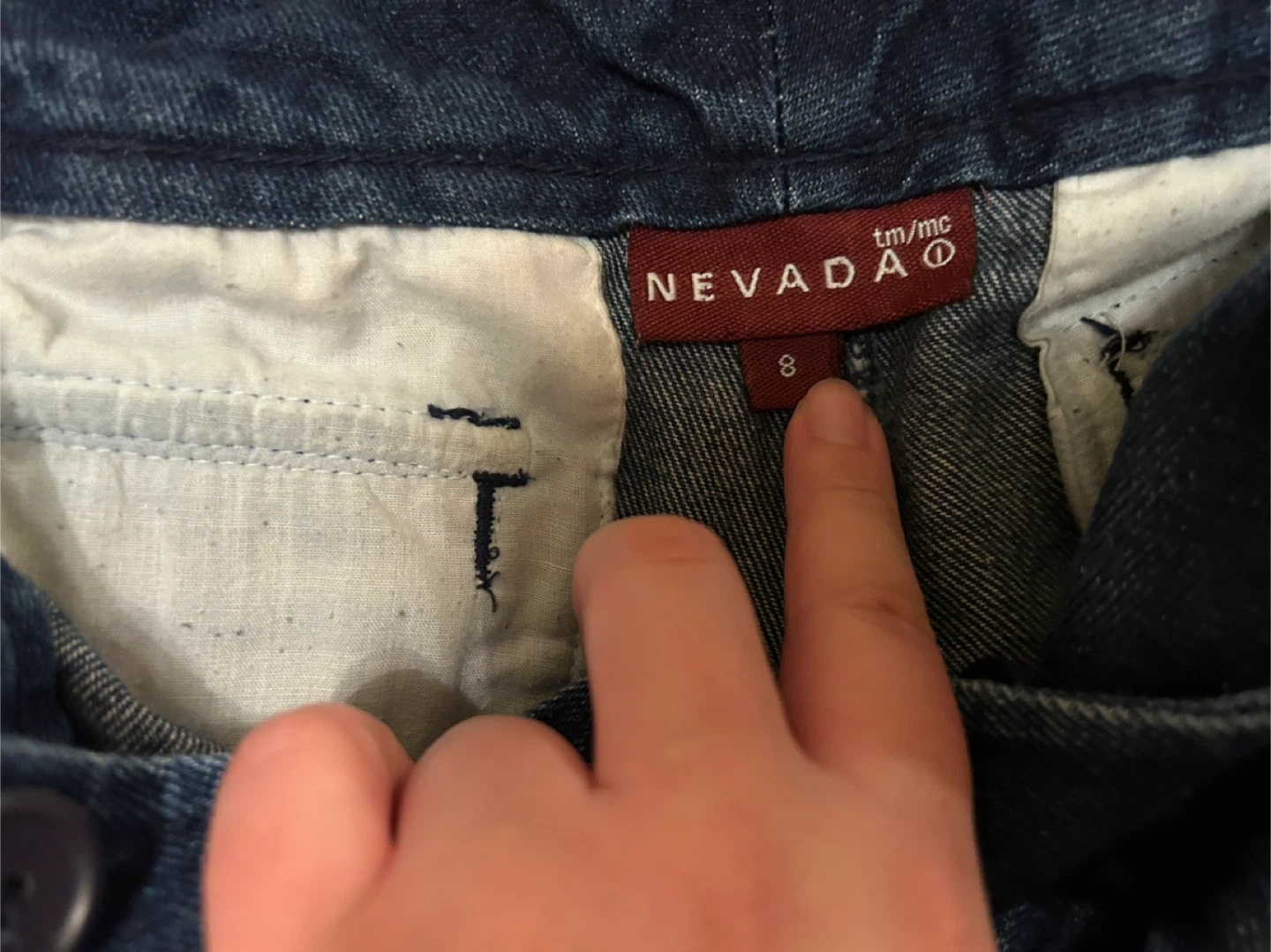 Nevada Denim Shorts Size 8 - photo 2