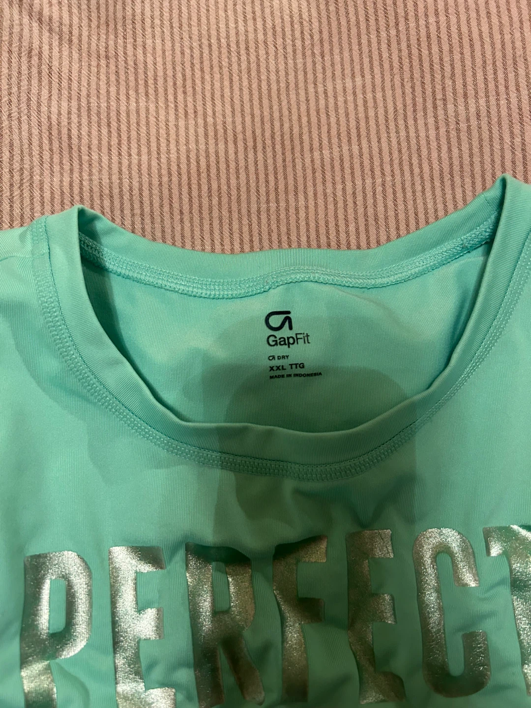 GapFit Aqua Perfect Fit T-Shirt Women’s XXS