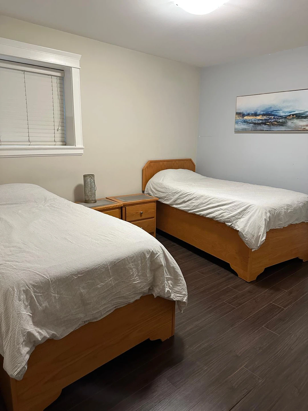 2 bedroom basement with in-suite laundry. - photo 5