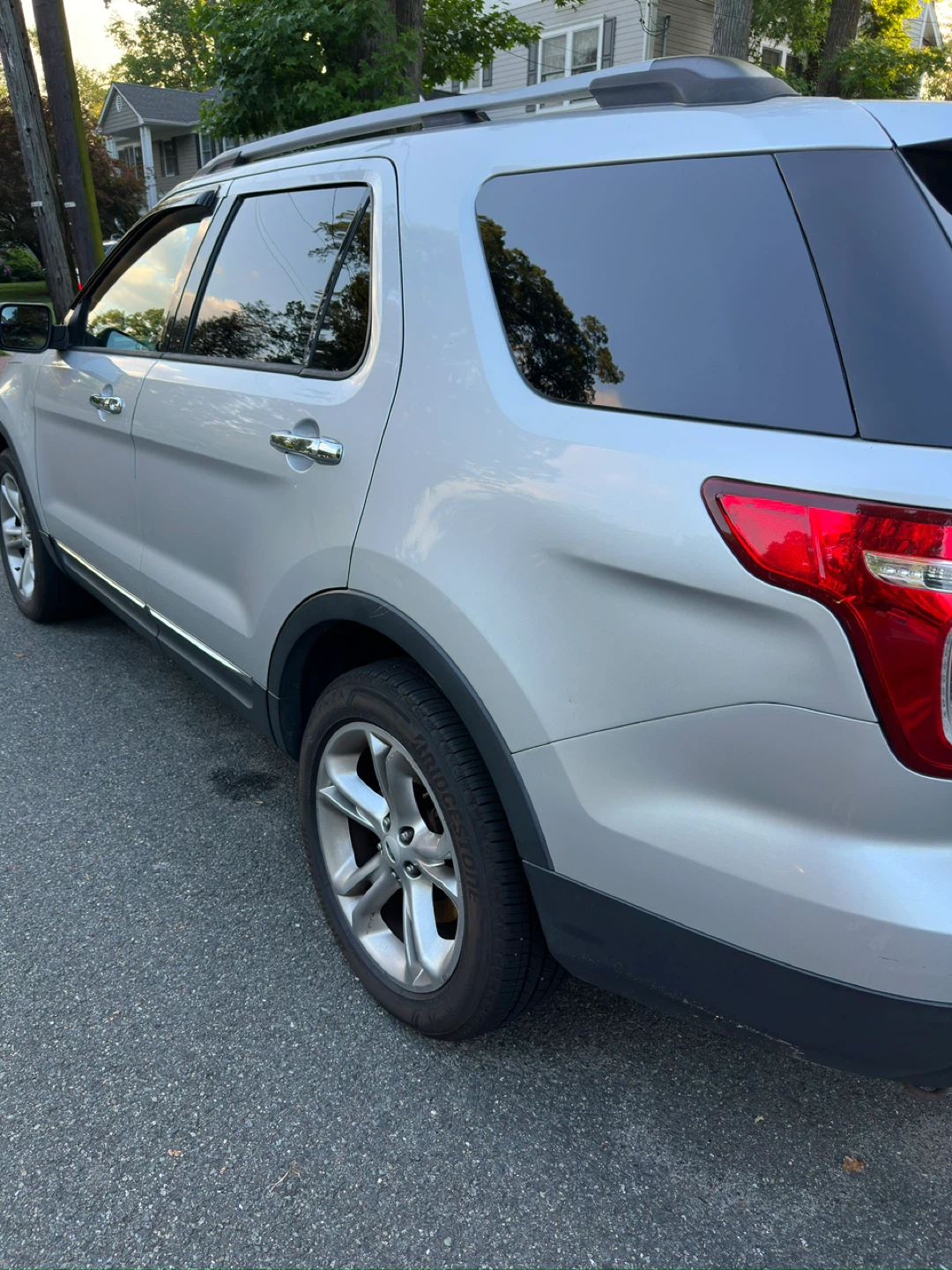 2014 Ford Explorer Limited SUV Silver - photo 3