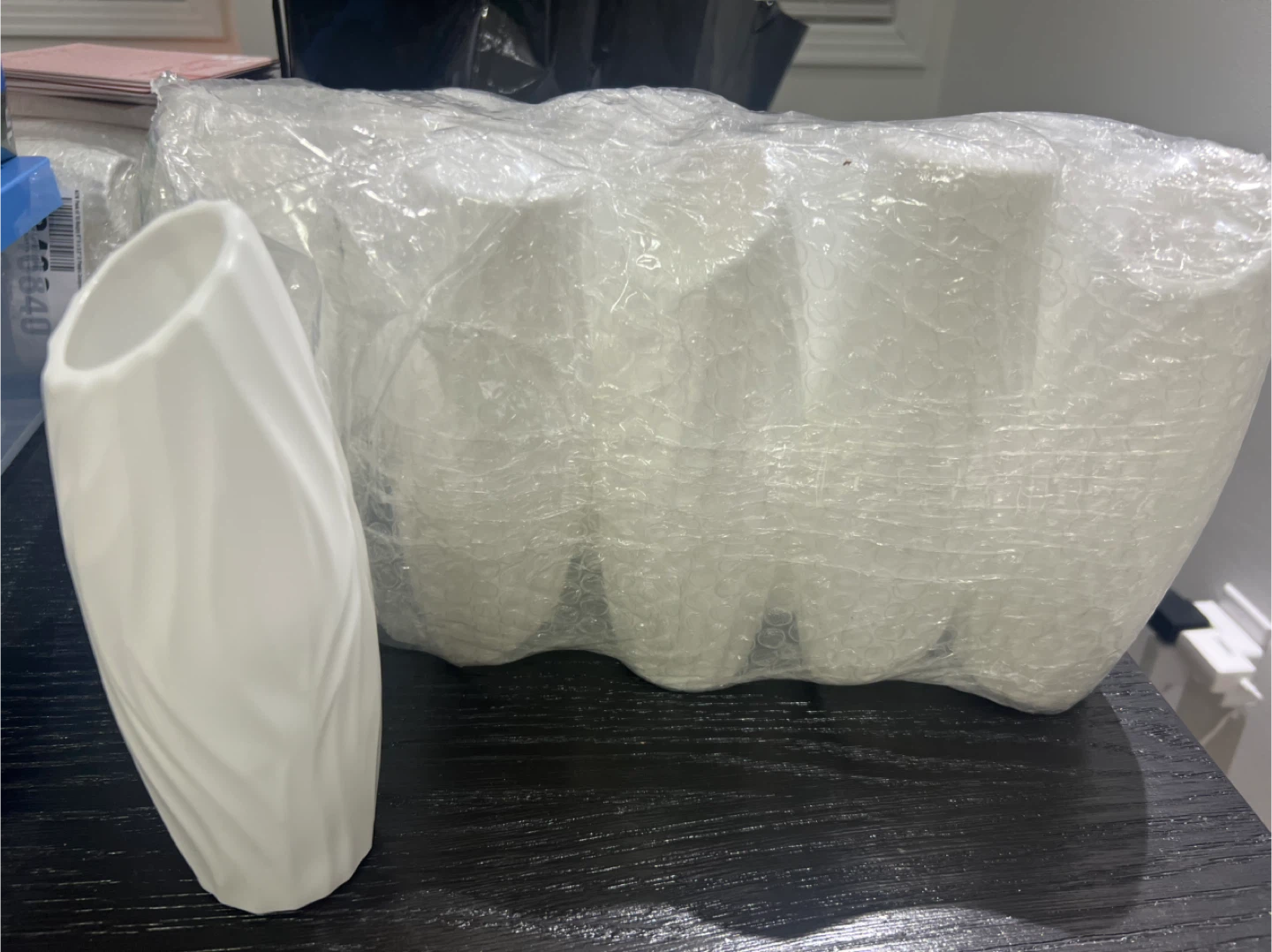 SOUJOY 10 Pack White Plastic Composite Flower Vases - photo 3