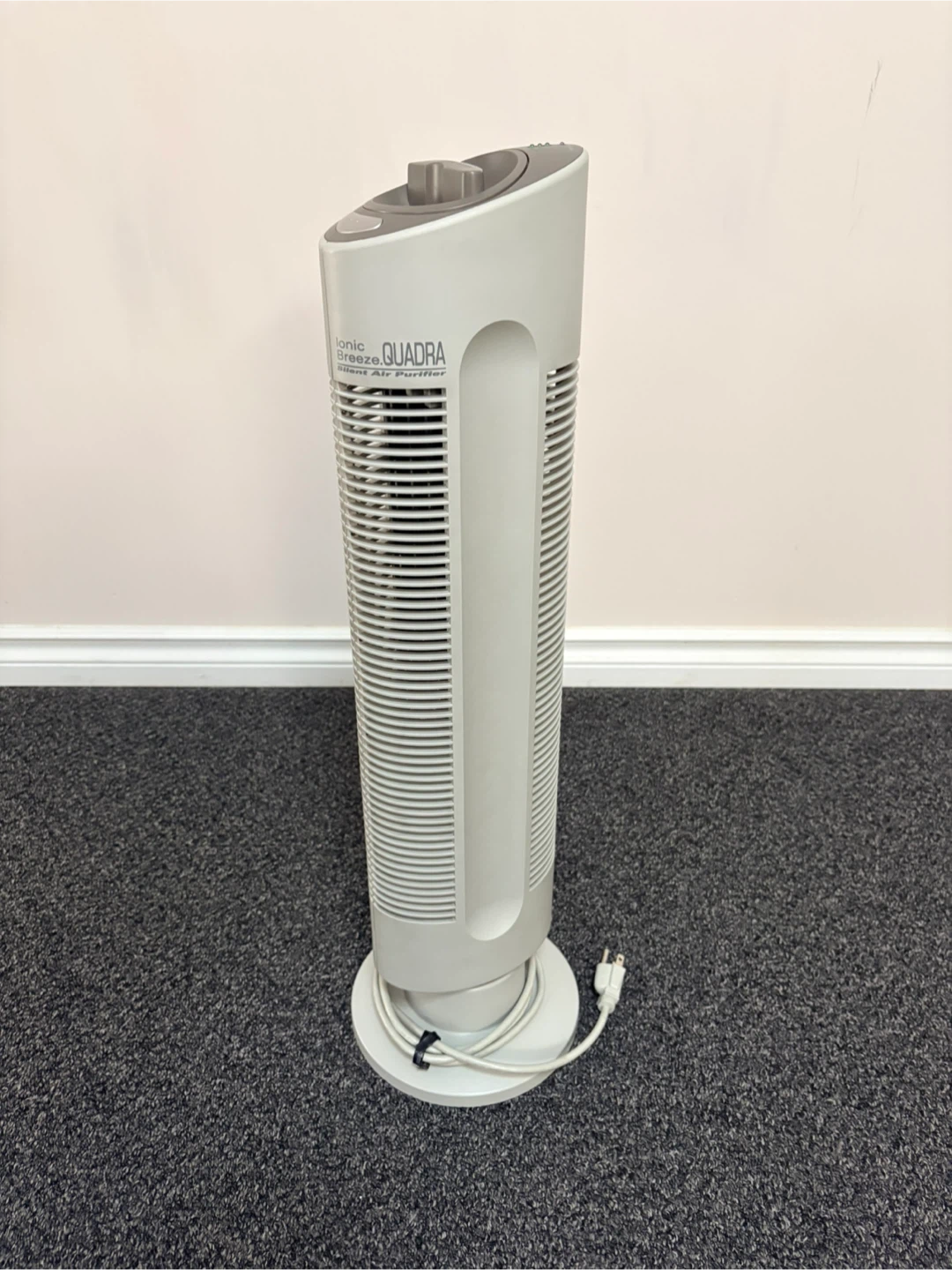 Sharper Image Ionic Breeze Quadra Silent Air Purifier - photo 4