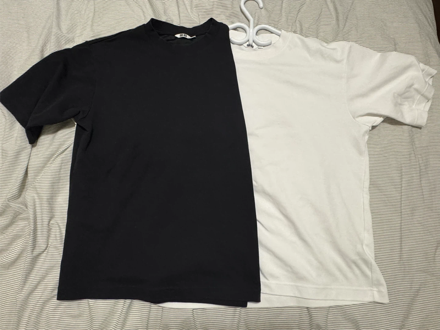 UNIQLO Men’s Airism Oversized T-shirt