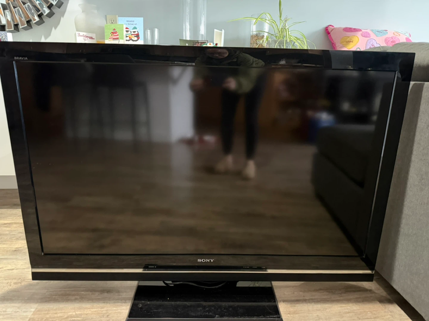 Sony BRAVIA 32" HD TV