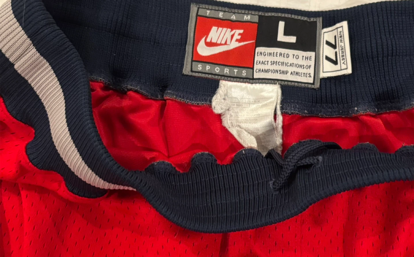 Nike NBA Basketball Shorts Red Size L - photo 3
