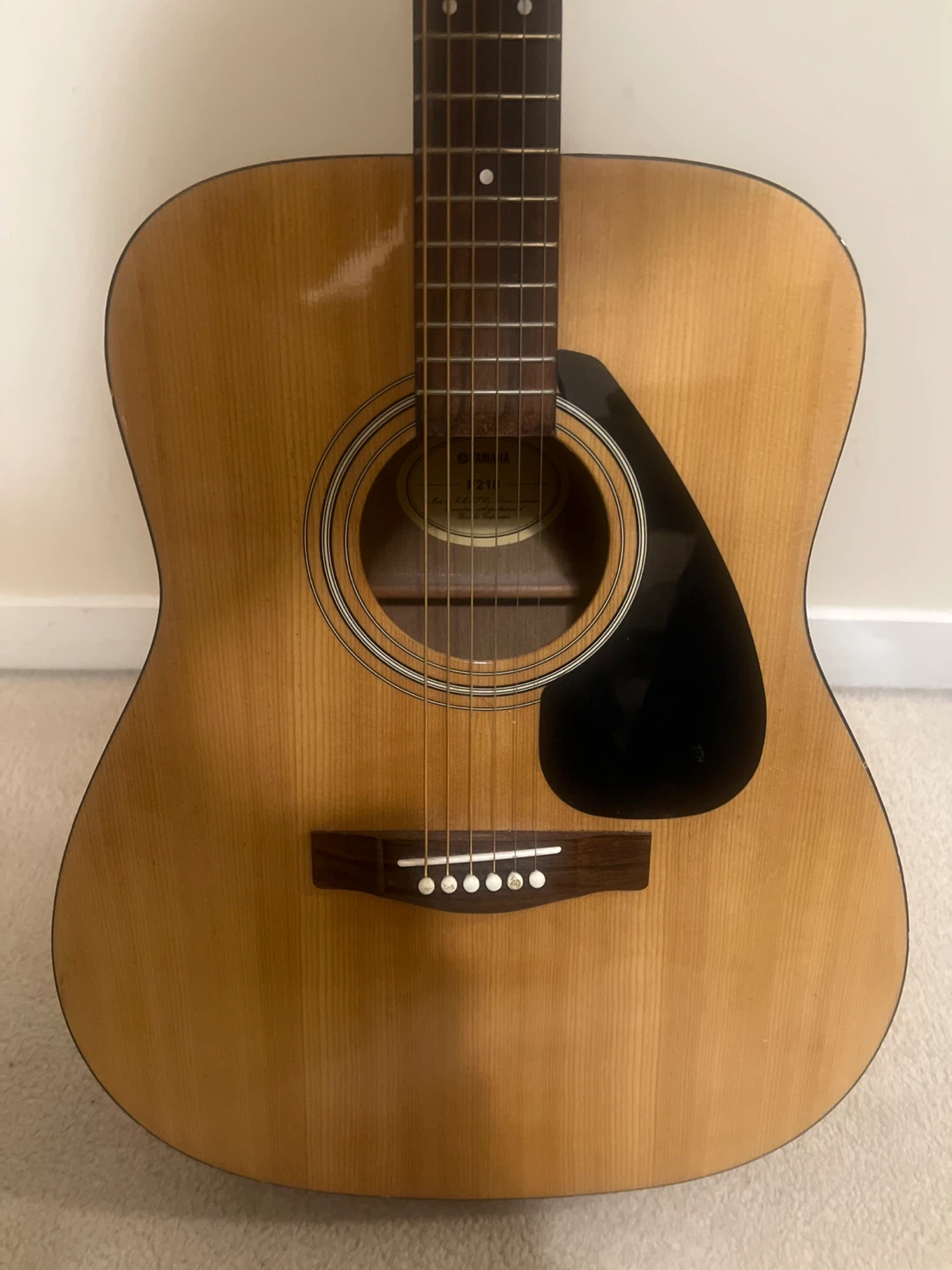 Yamaha F210 Acoustic Guitar - photo 2