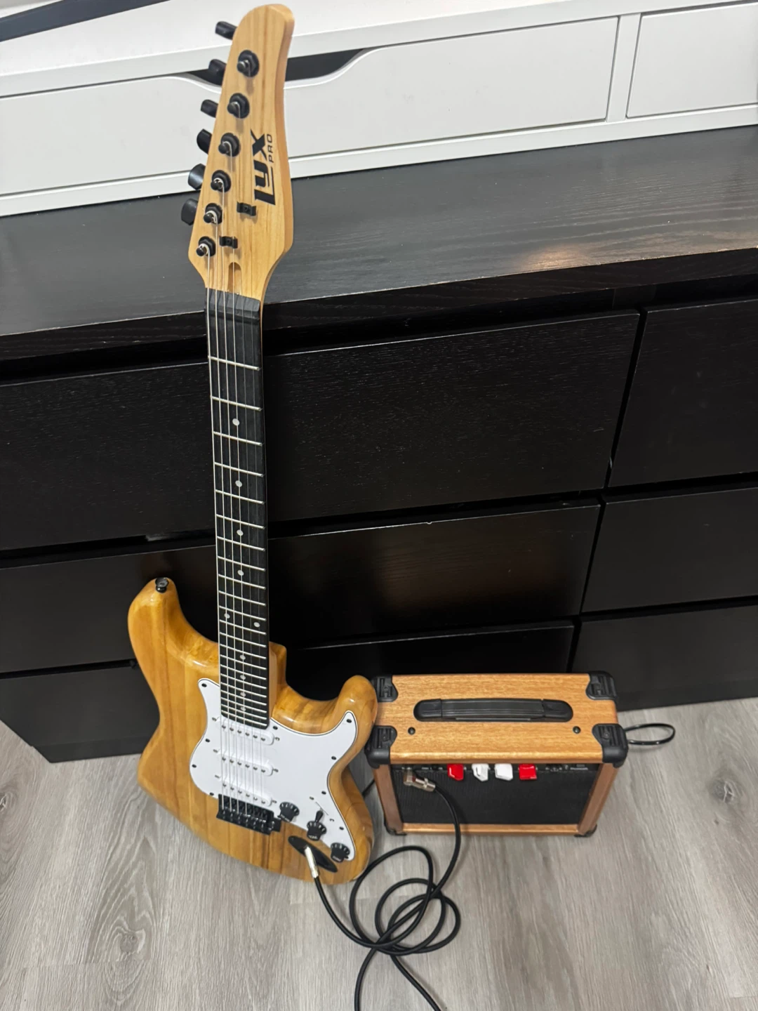 LYX PRO Electric Guitar and Amplifier Set - photo 5