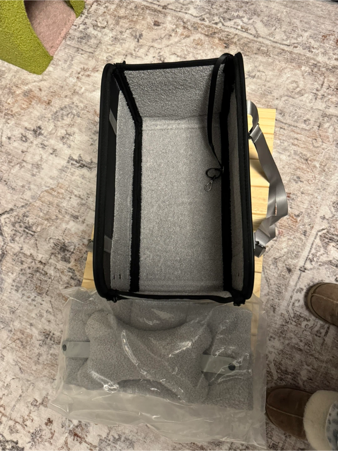 Grey Pet Car seat - photo 3