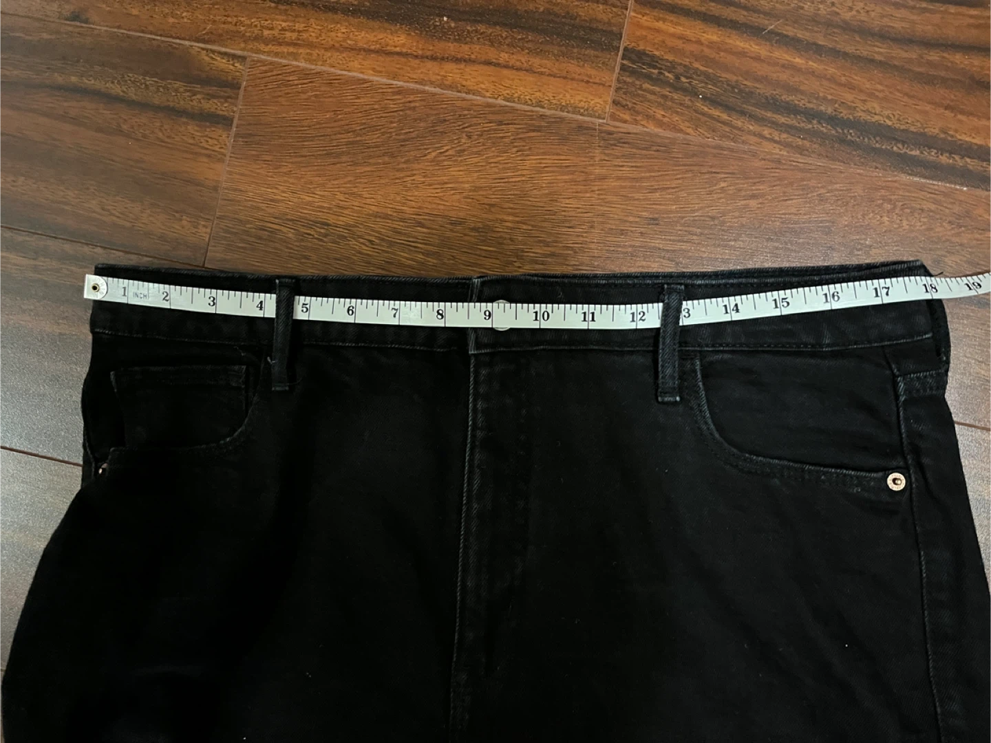 Old Navy women’s 16 high rise flare jeans, black - photo 5