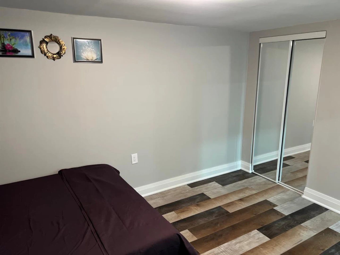 Private room for rent