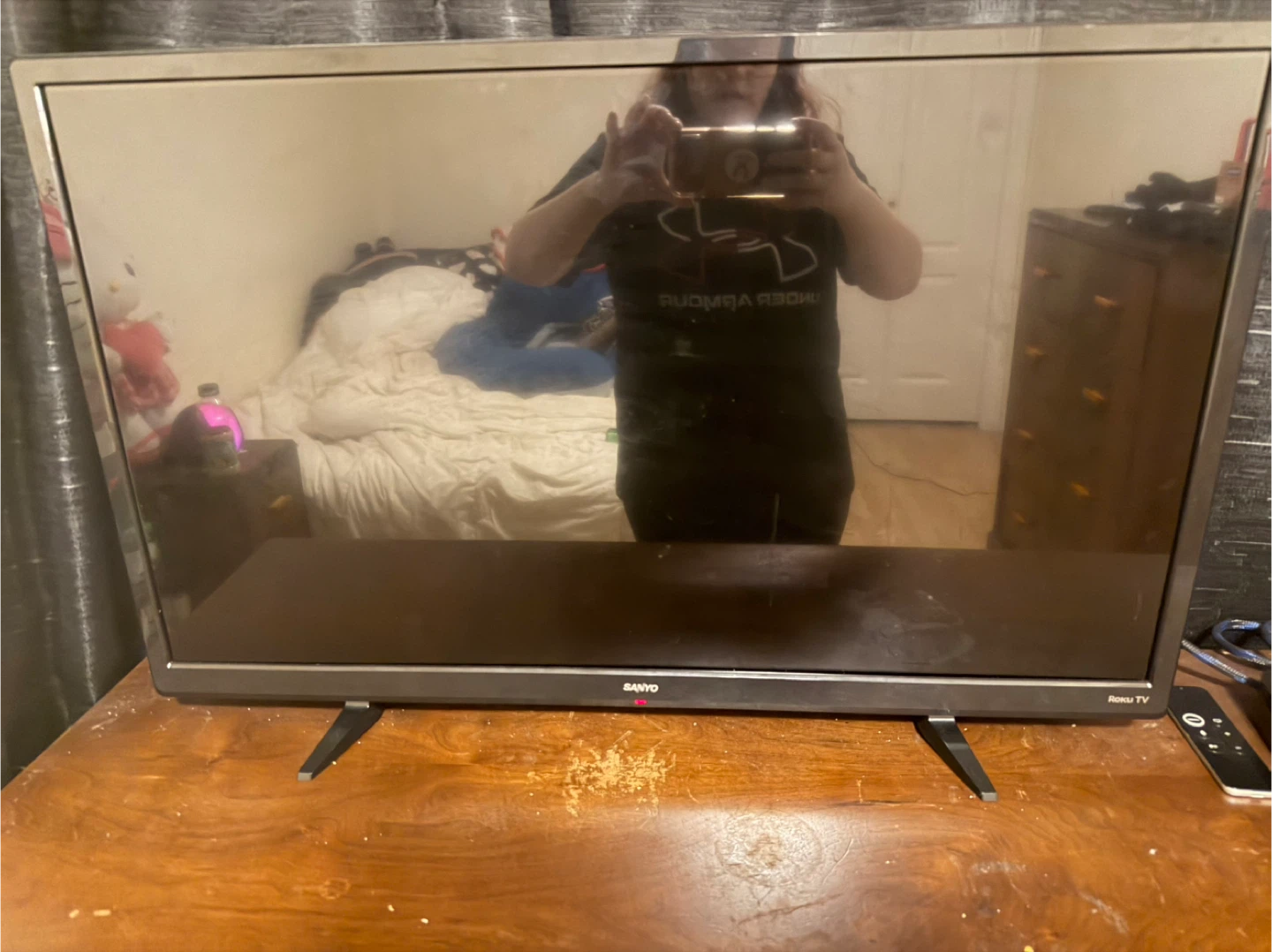 Sanyo Roku TV 32 inch