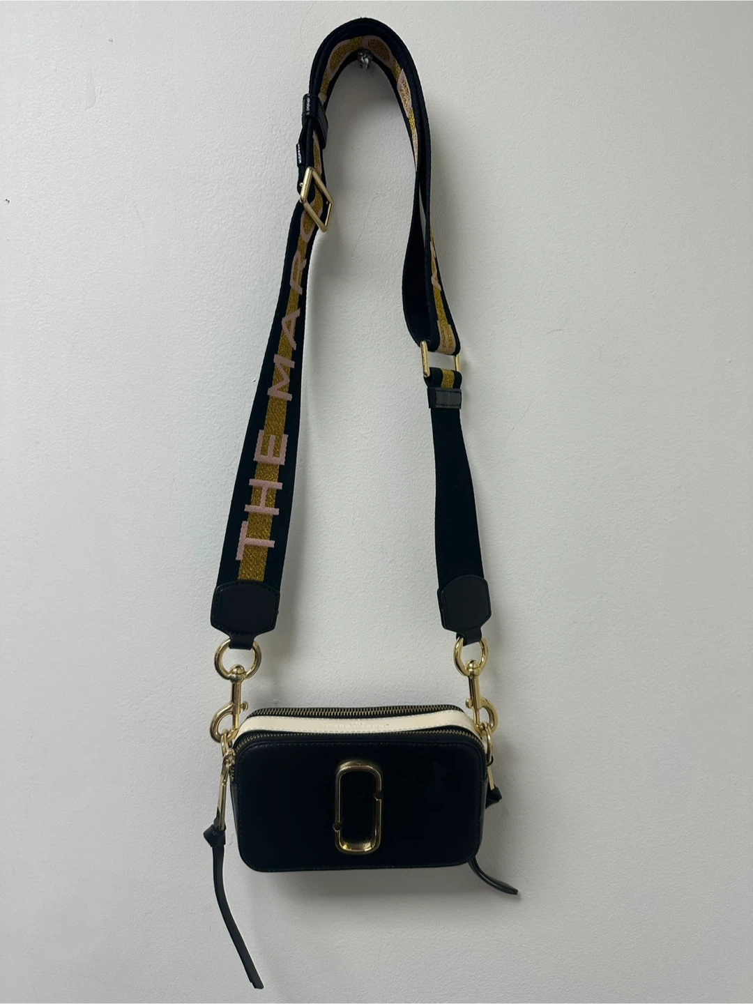 The Marc Jacobs Snapshot Camera Bag