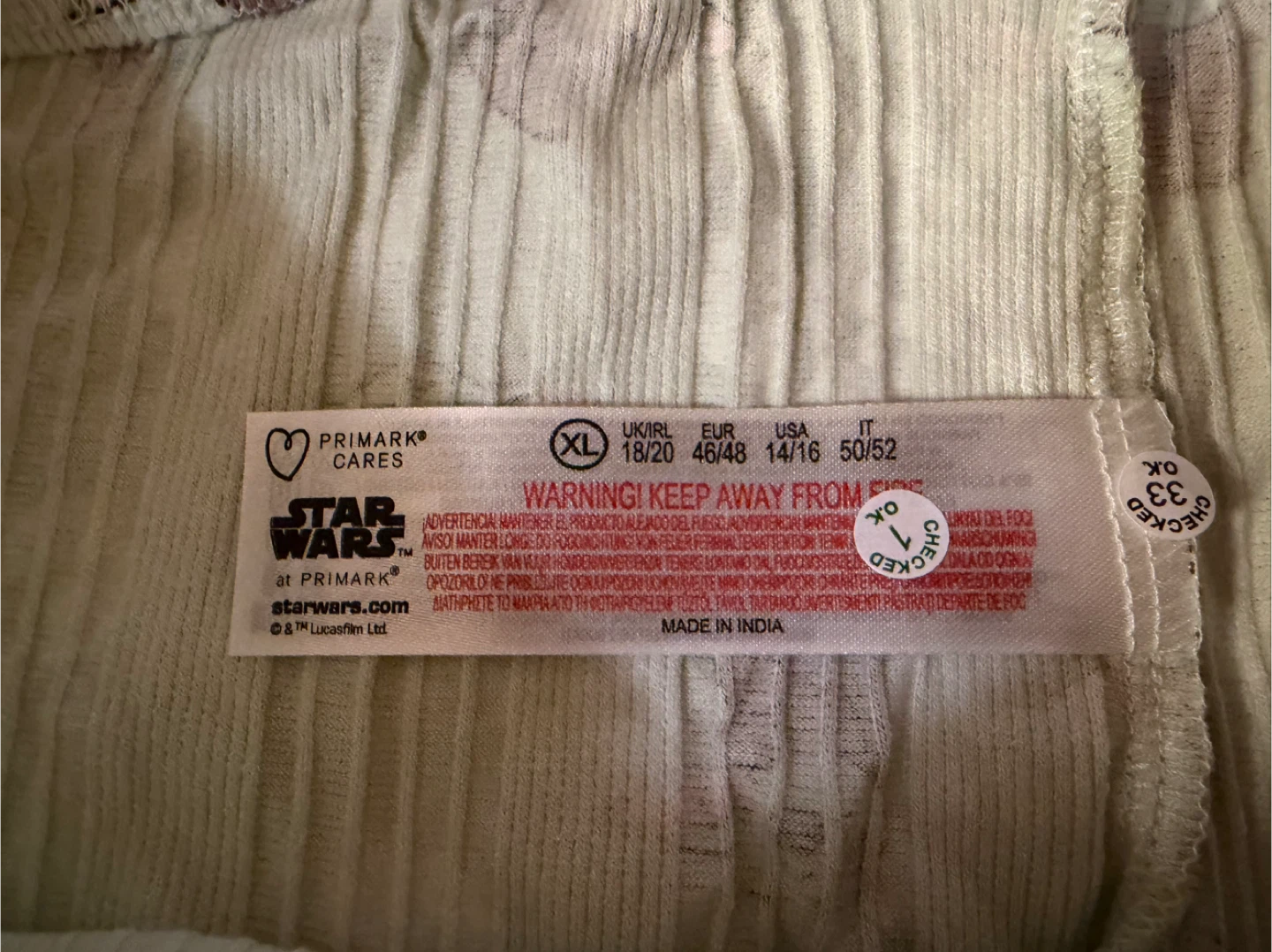 Star Wars Mandalorian Pajama Set - XL - photo 4