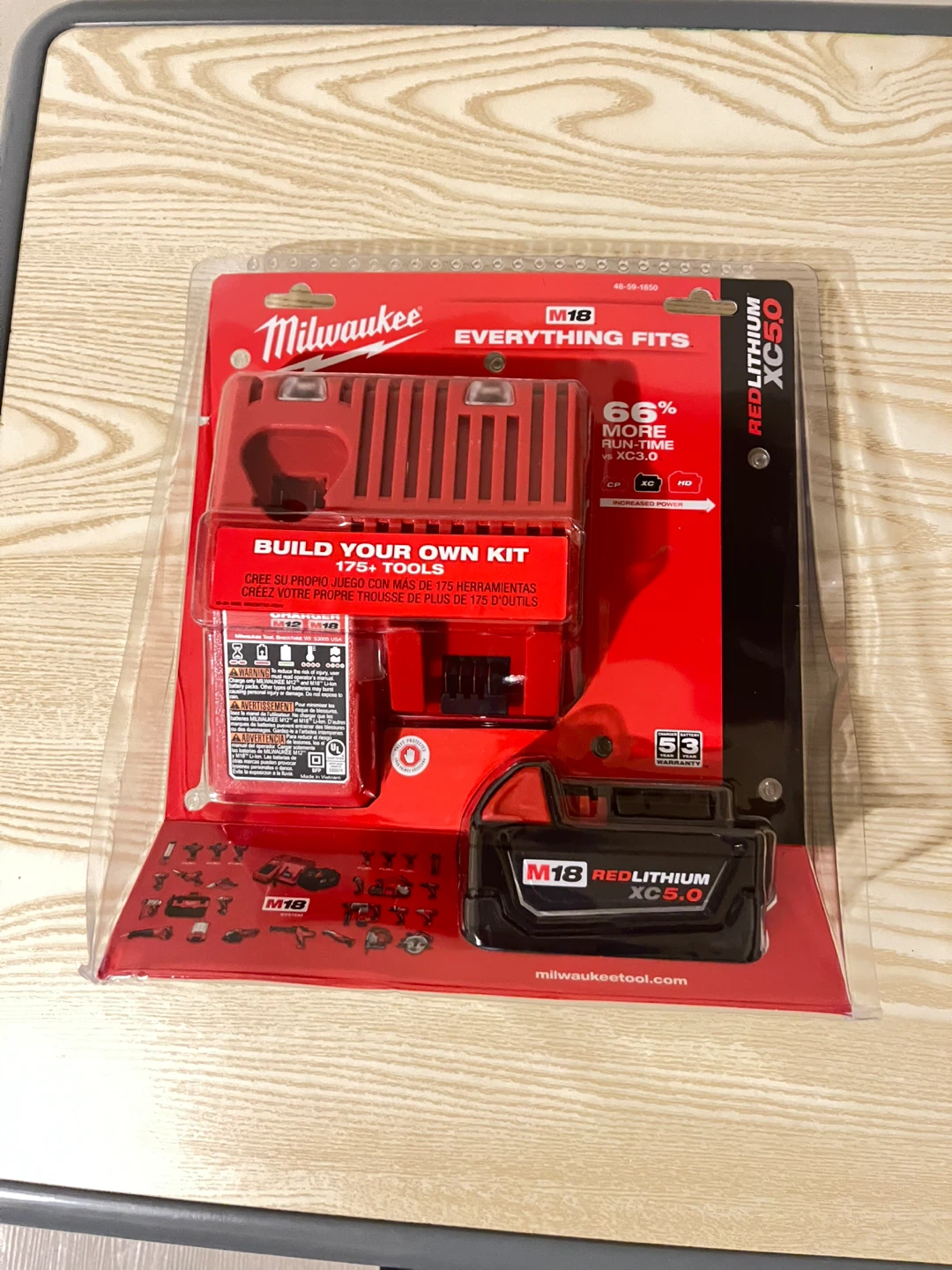 Milwaukee M18 REDLITHIUM XC5.0 Battery and Charger Kit
