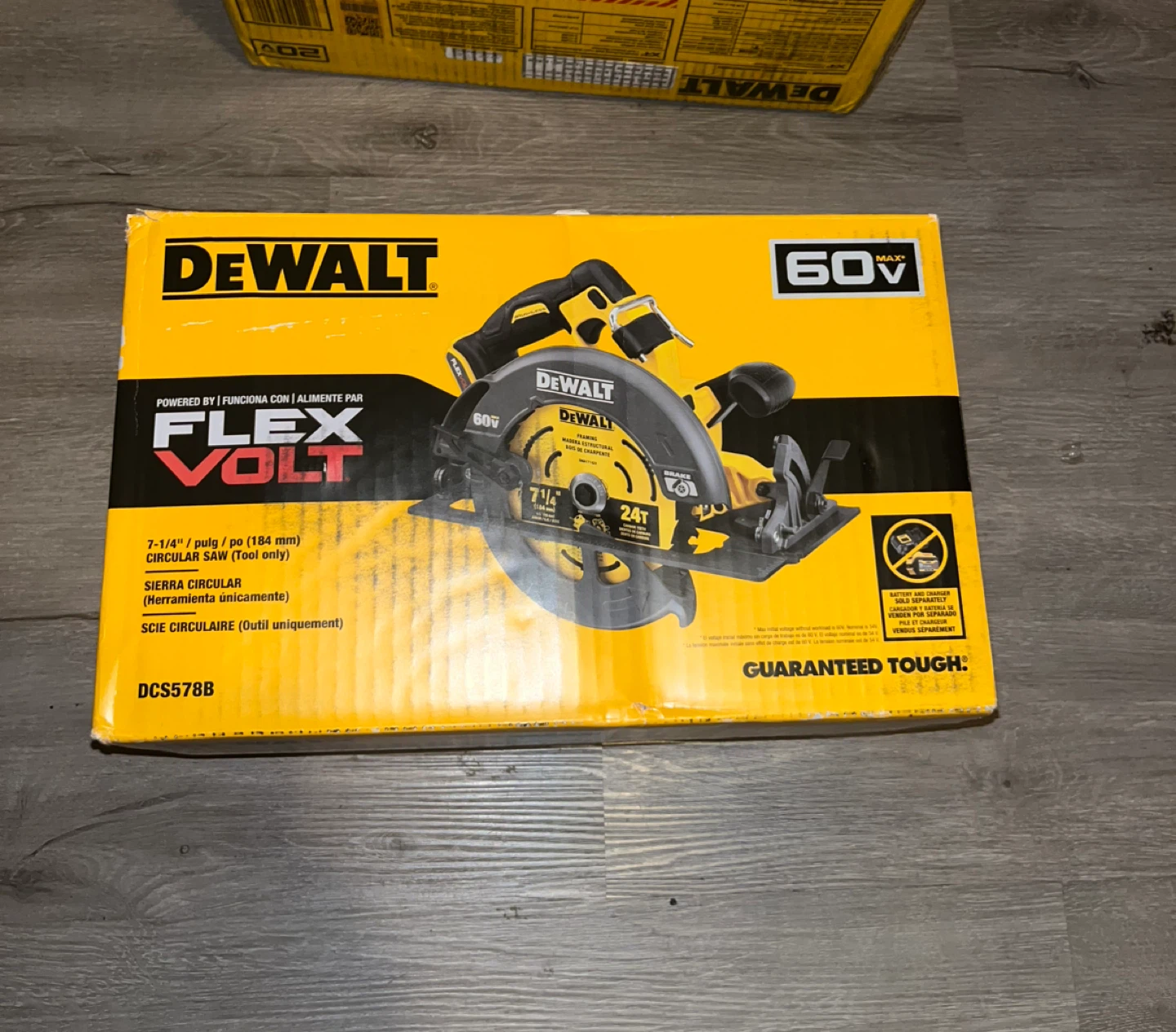 DEWALT FLEXVOLT 60V MAX 7-1/4" Circular Saw (Tool Only) DCS578B