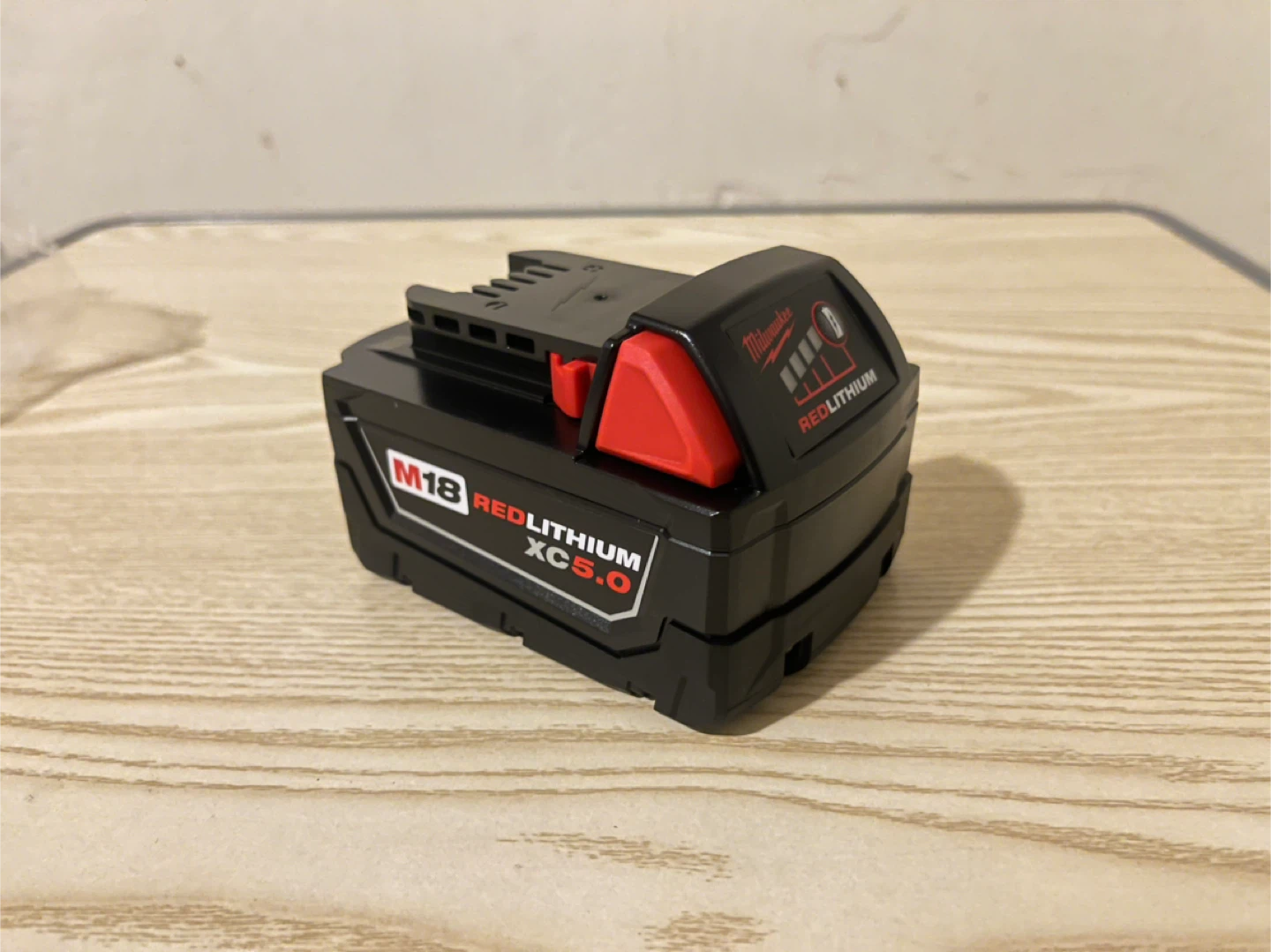 Milwaukee M18 REDLITHIUM XC5.0 18V Battery Pack - photo 3