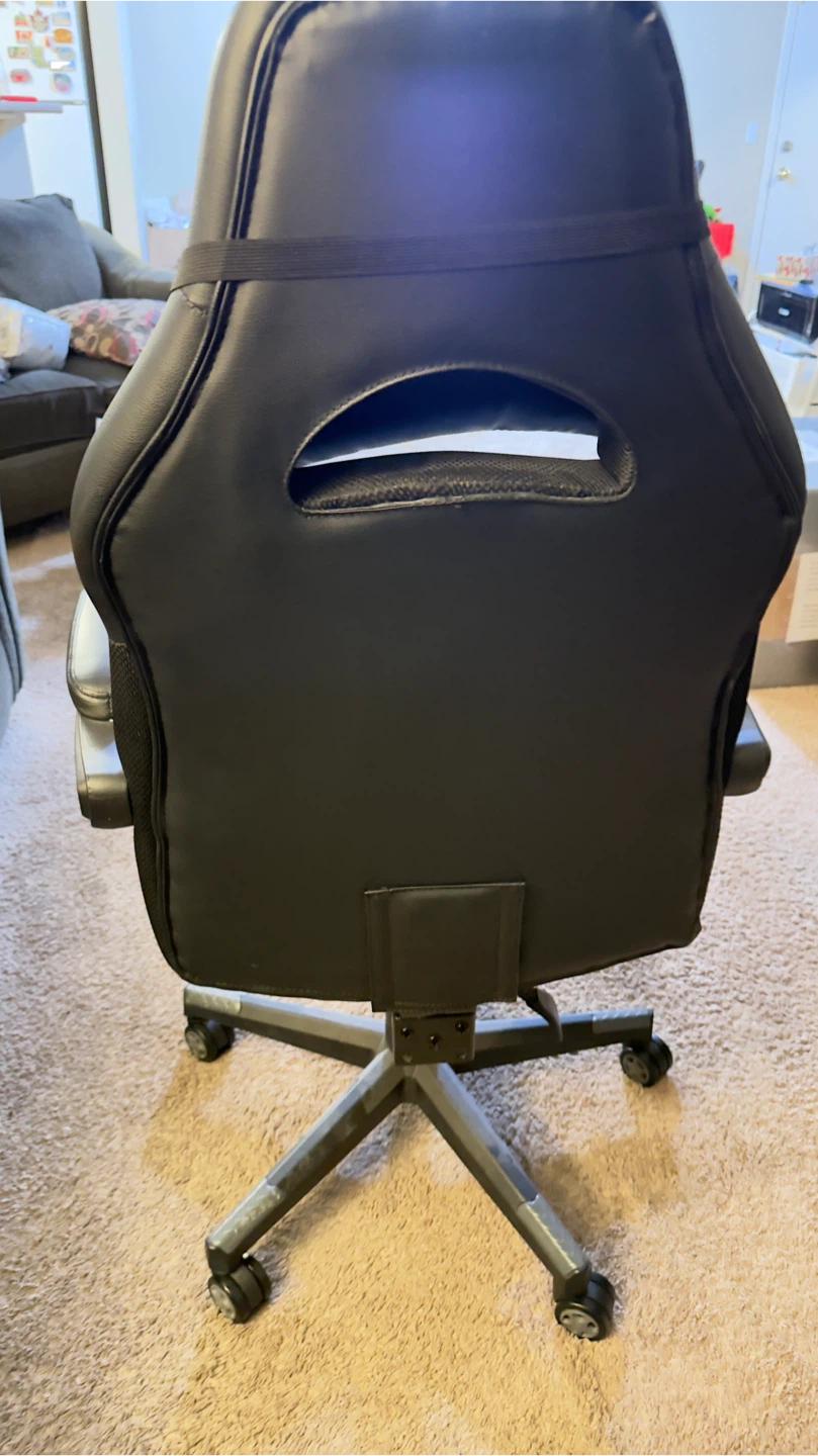 Gaming Chair with Footrest - photo 5