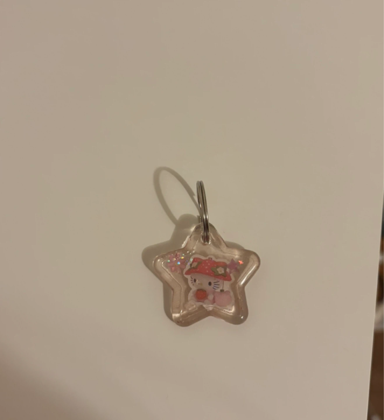 Hello Kitty Star Keychain - photo 2