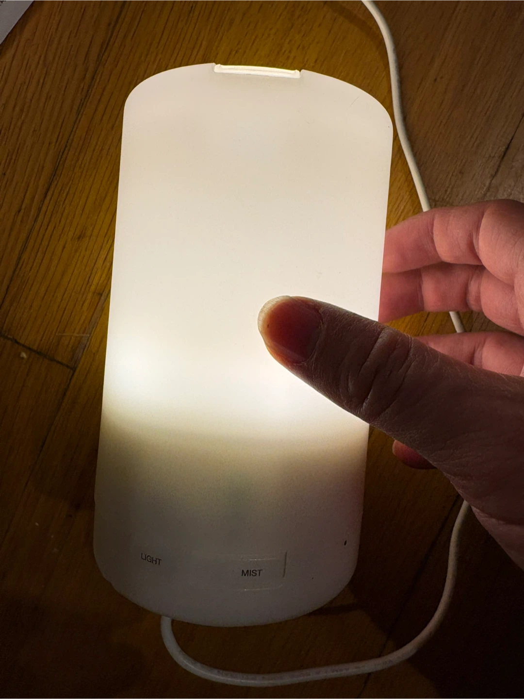 White Essential Oil Diffuser with Light - photo 2