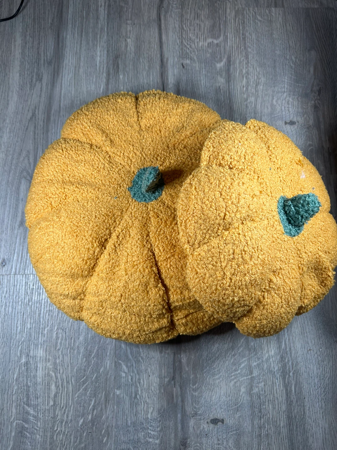 Set of 2 Plush Pumpkin Pillows - photo 2
