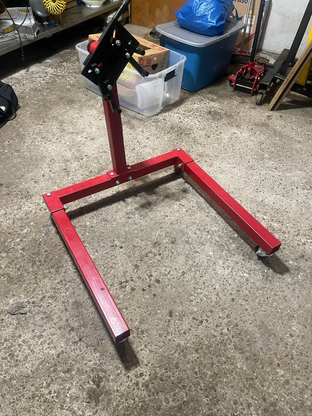 Red Engine Hoist Stand