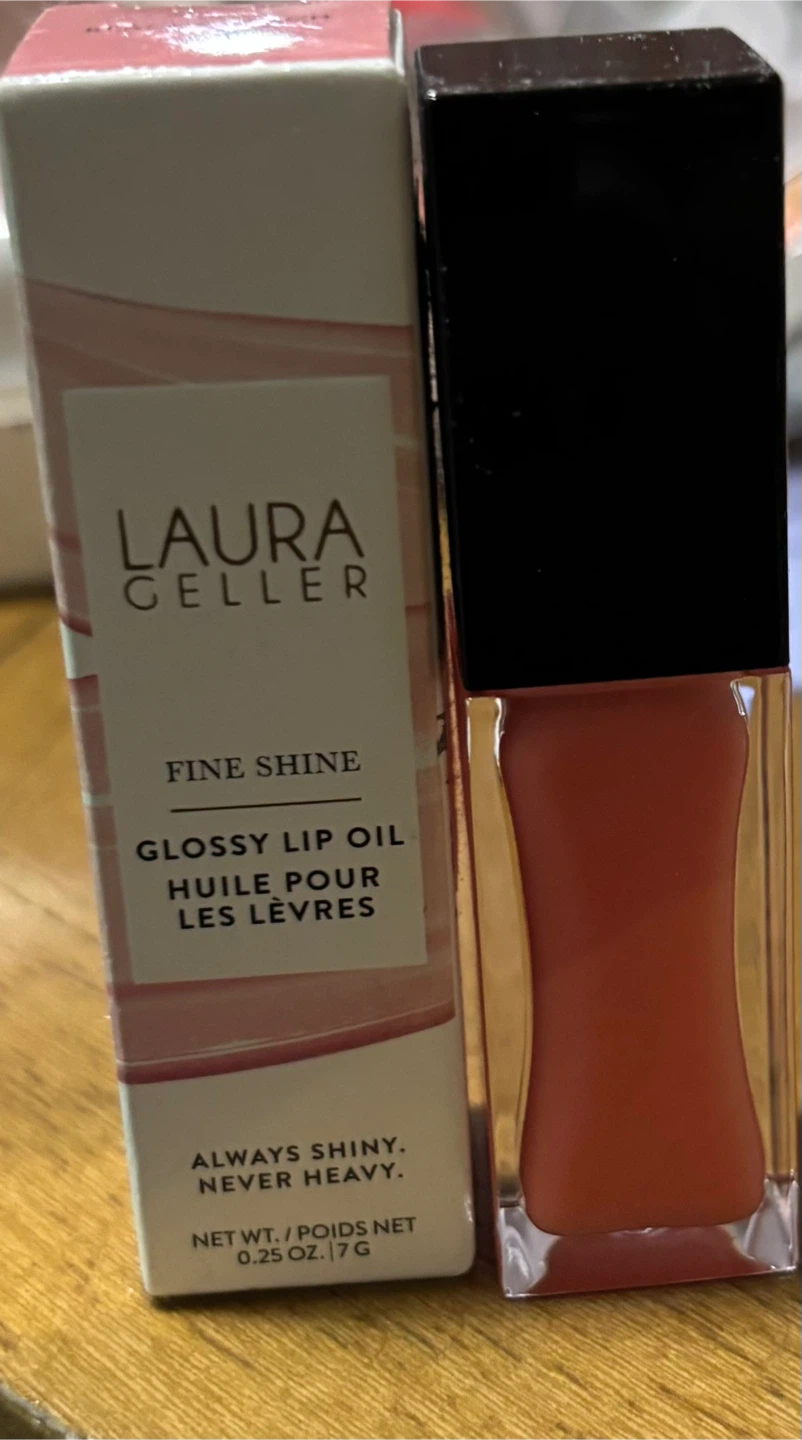 NEW Laura Geller Fine Shine Glossy Lip Oil - Beachy Peach