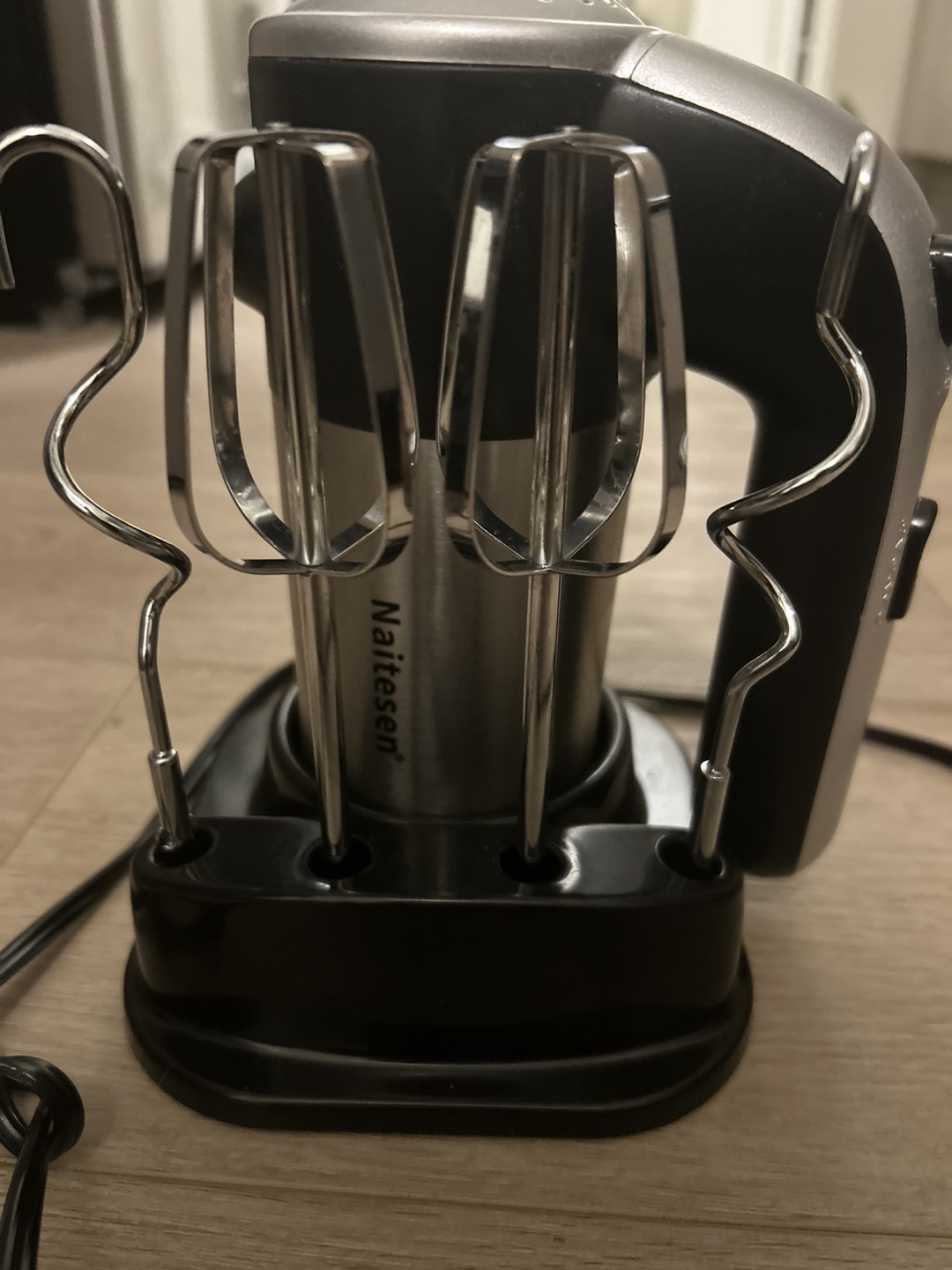 Naifesenn Hand Mixer with Dough Hooks and Beaters - photo 2