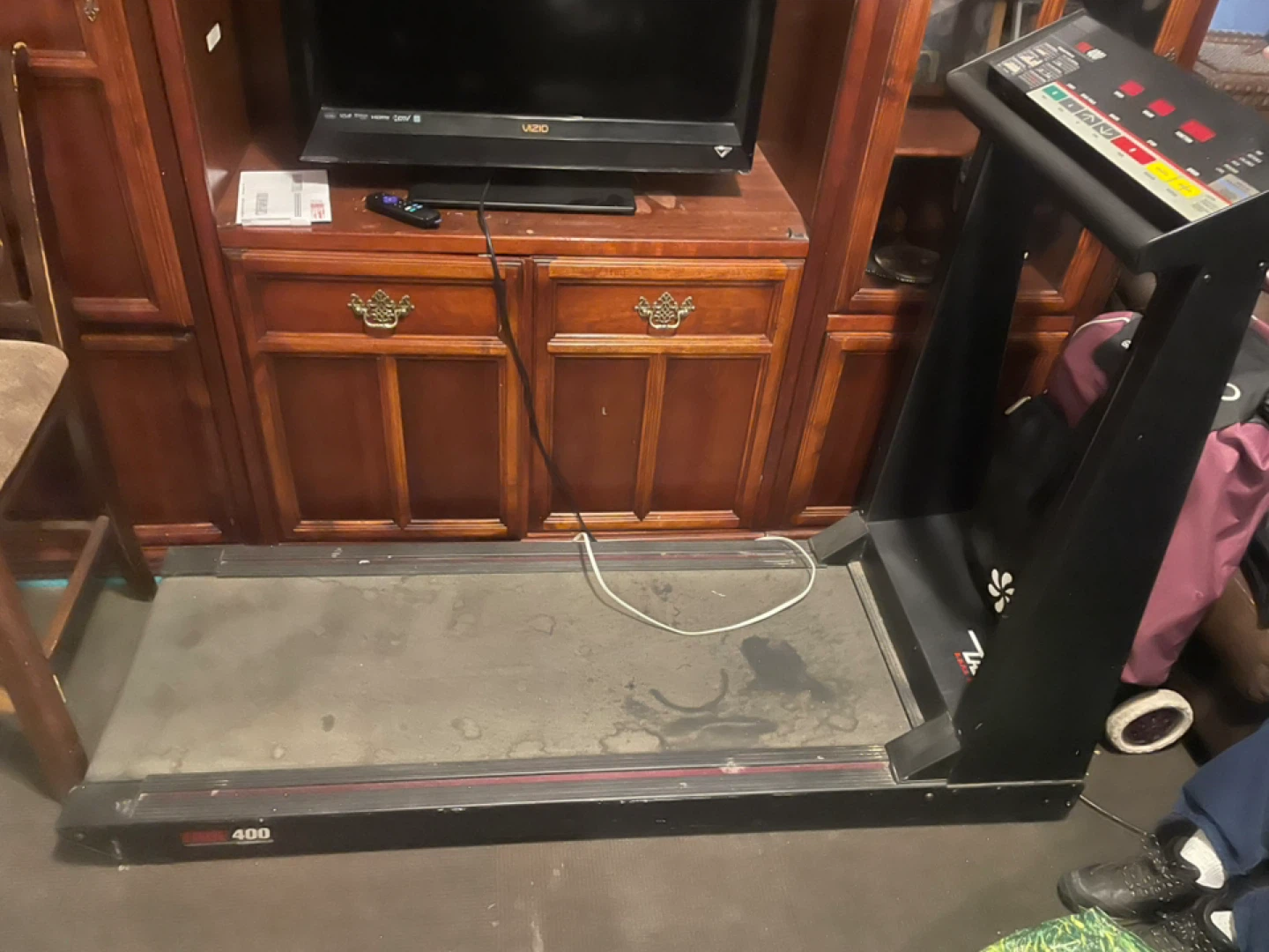 TRUE 400P Treadmill - photo 2