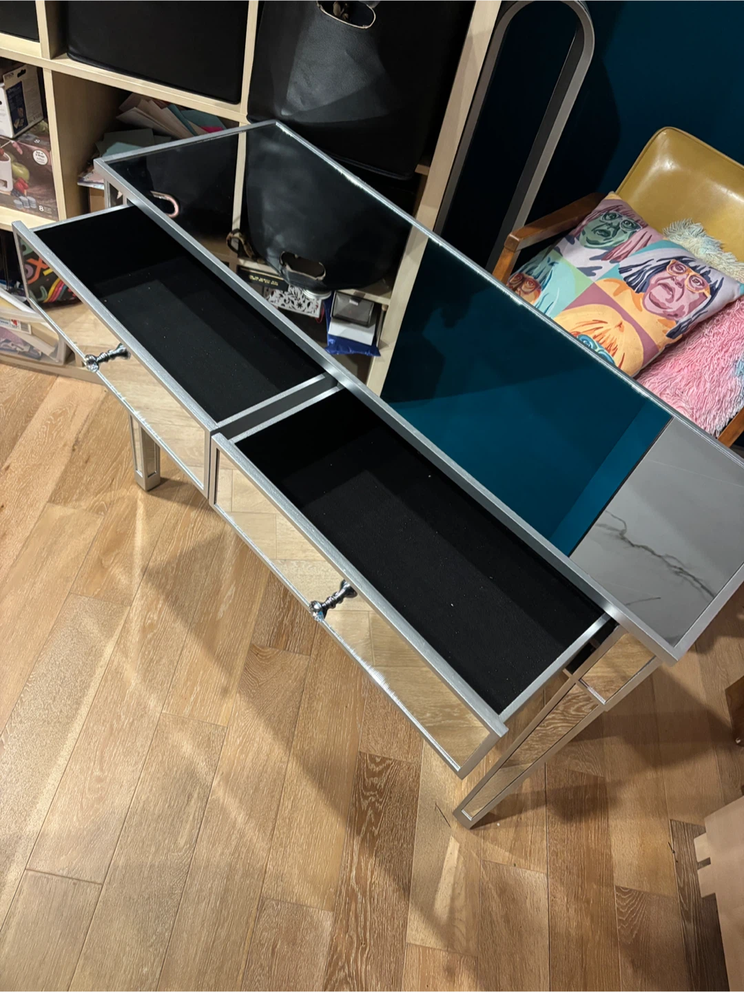Mirrored Console Table with 2 Drawers - photo 3