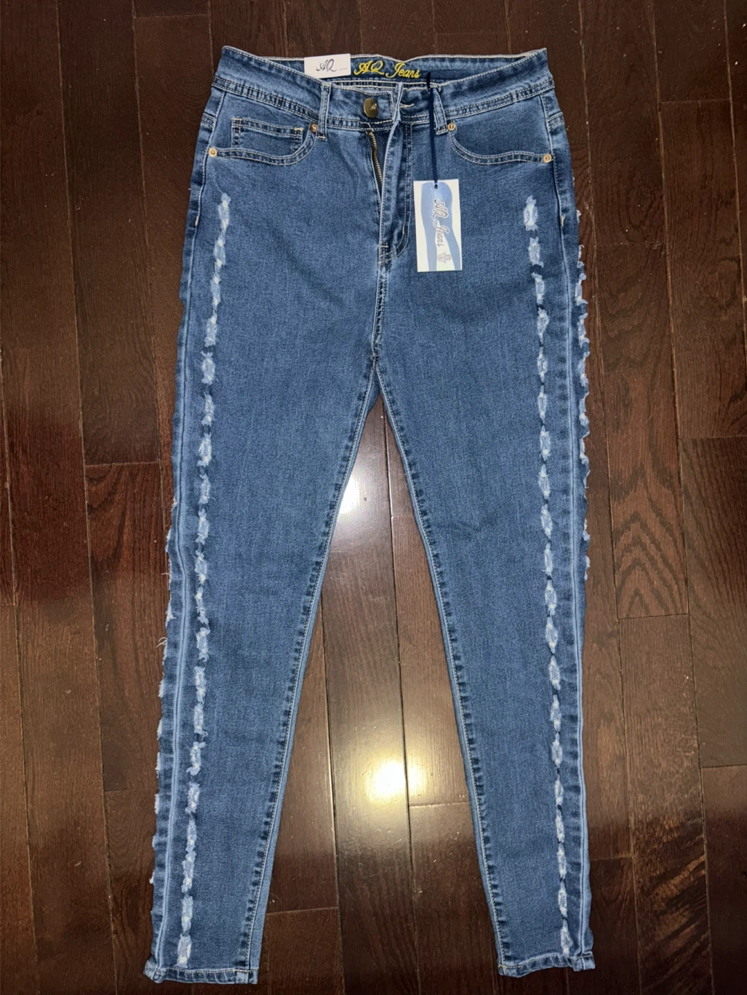AQ Jeans Women's Size 11 High Rise Ripped Skinny Jeans