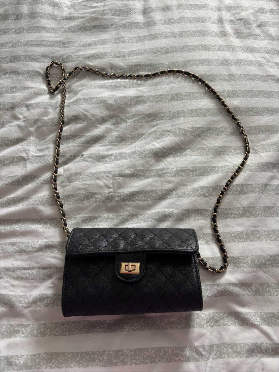 Black Steve Madden bag