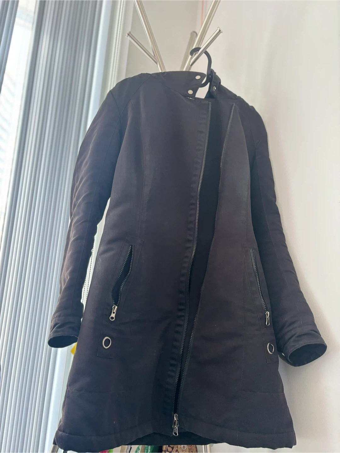 Black Winter Coat with Hood 🏆