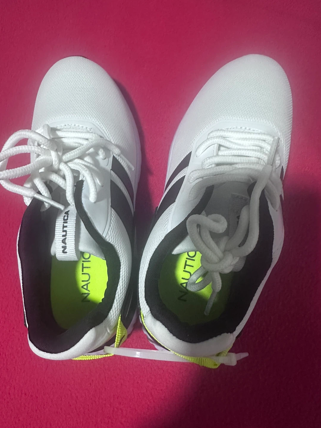 Nautica Boys Size 2 White Sneakers