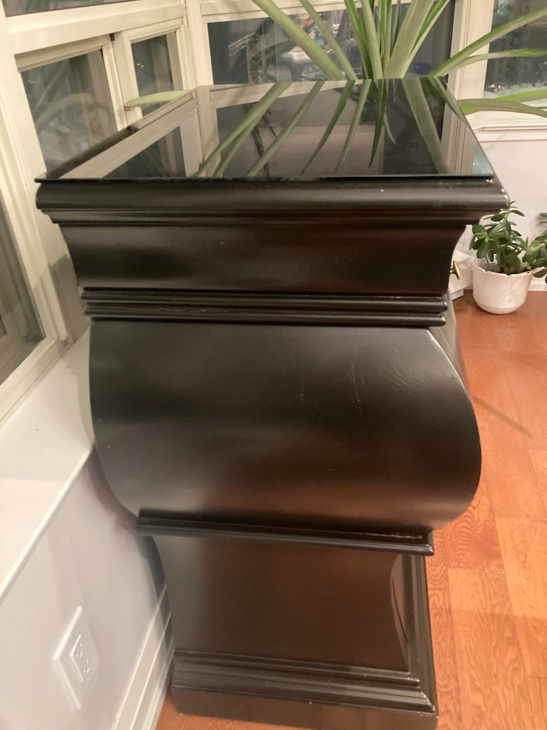 Black 5-Drawer Dresser