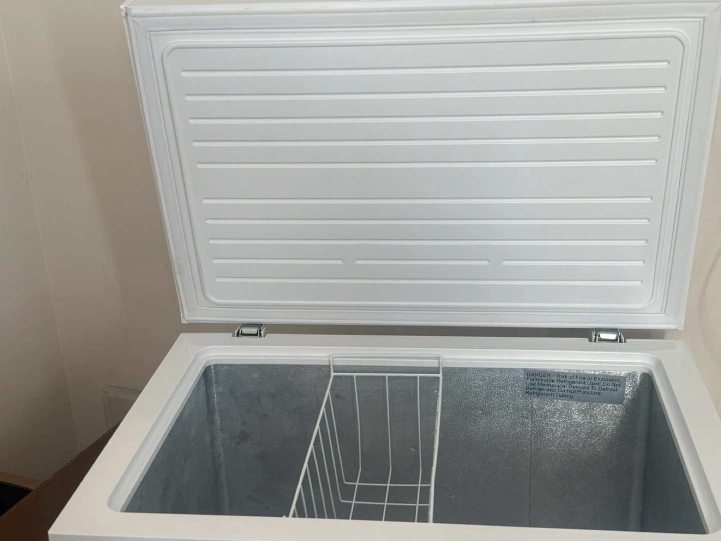 Comfort Zone Chest Freezer - photo 3
