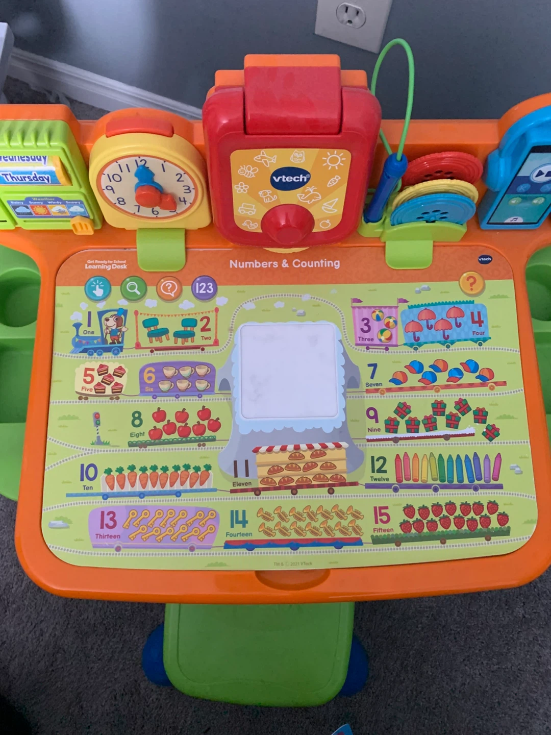 VTech Get Smart Learning Desk and Stool Set - photo 5