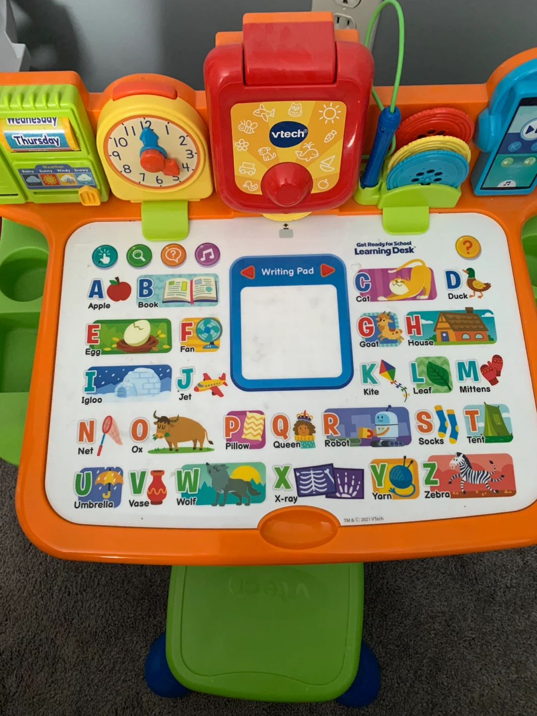 VTech Get Smart Learning Desk and Stool Set - photo 3