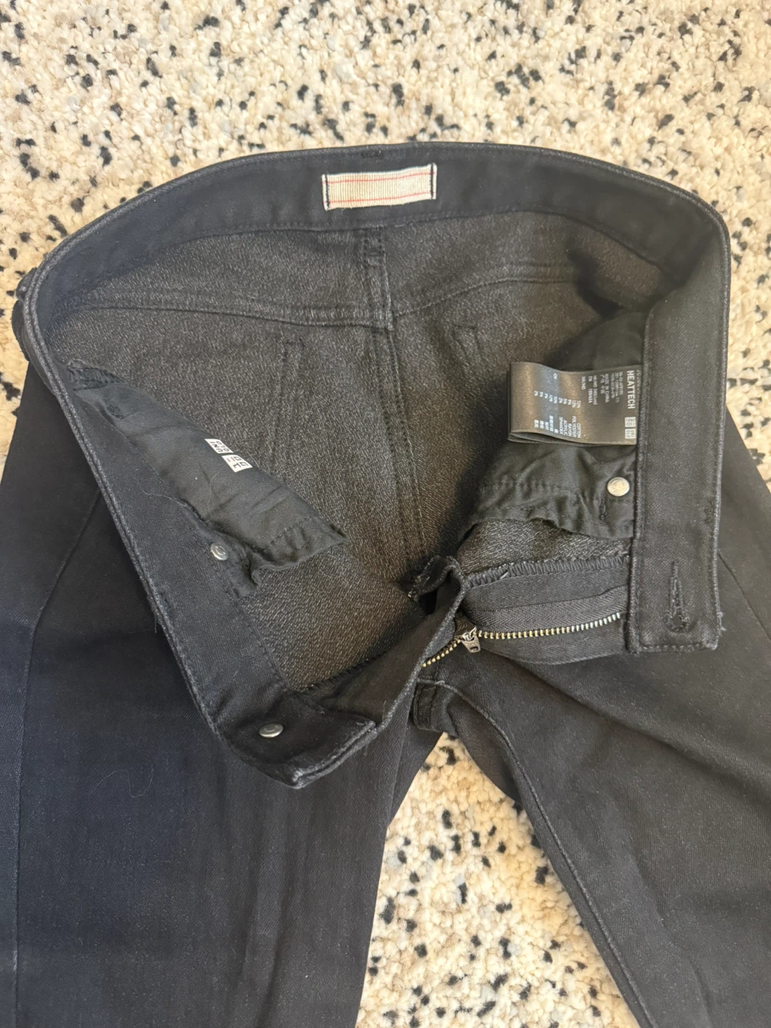 UNIQLO HEATTECH Women’s Black Skinny Straight Jeans Size 24 - photo 3