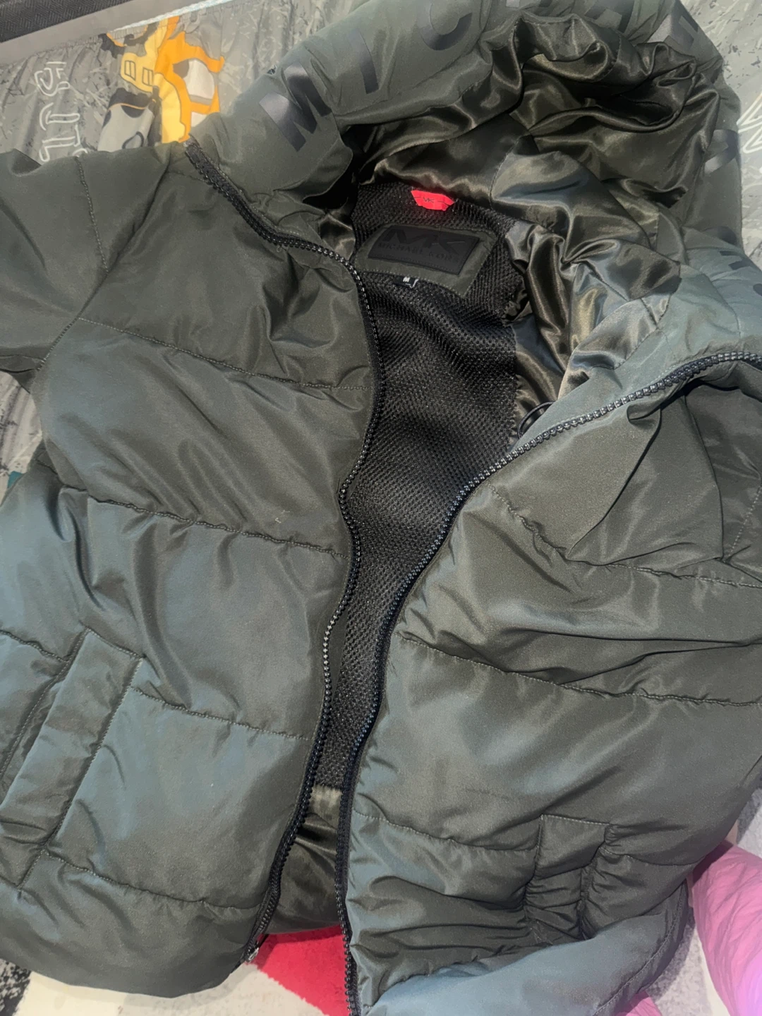 Michael Kors Puffer Jacket - Olive Green - Size M - photo 2