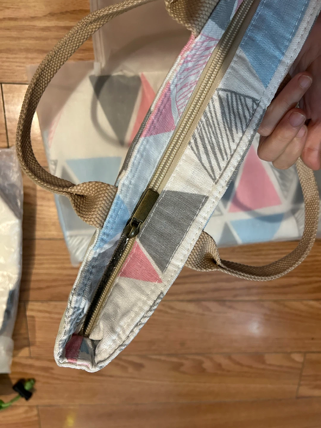 Brand New Insulated Lunch Bags - photo 4