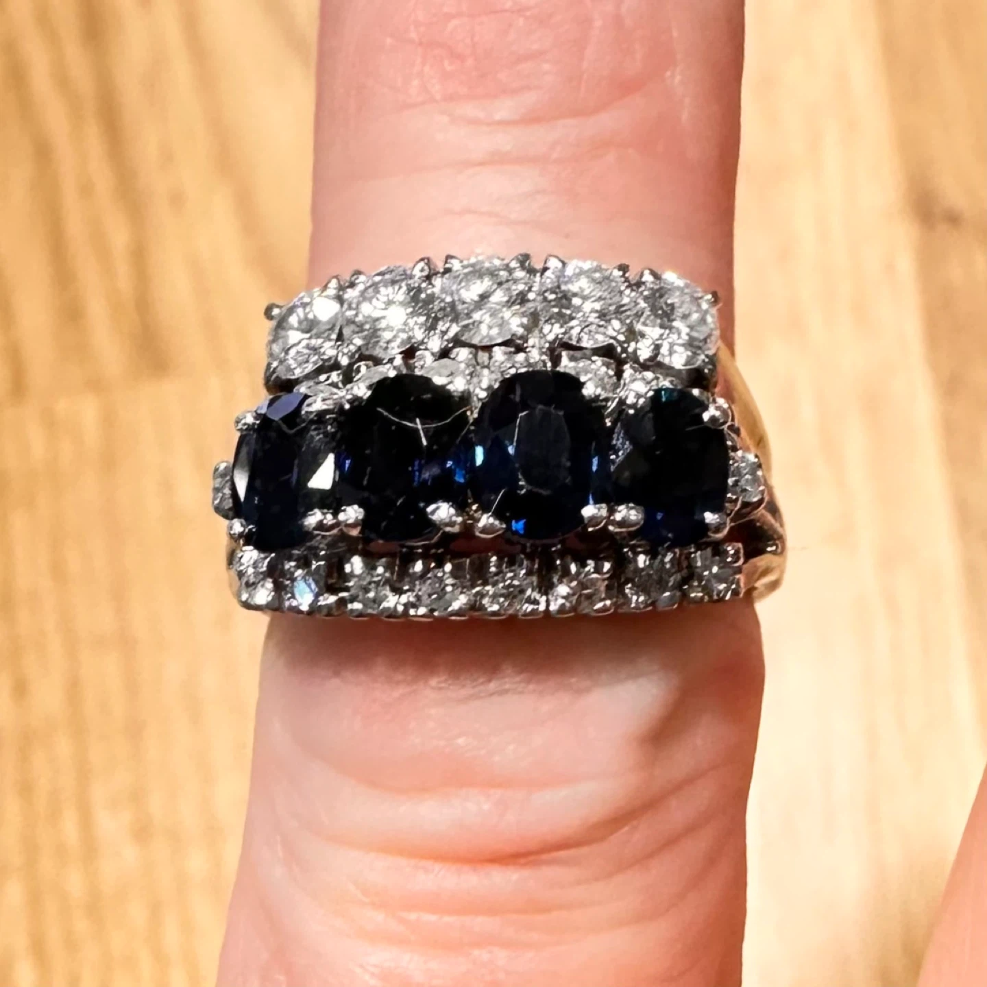 18kt white gold sapphire and diamond ring set certified at $6600 - photo 3