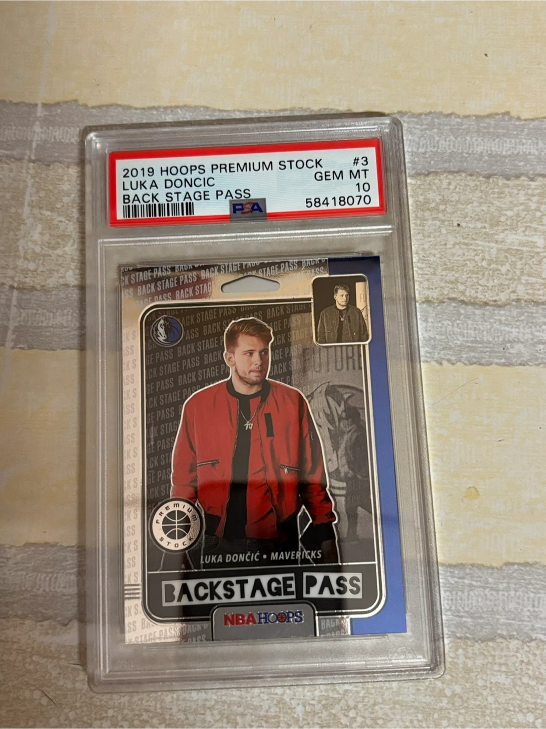 2019 Hoops Premium Stock Luka Doncic Backstage Pass #3