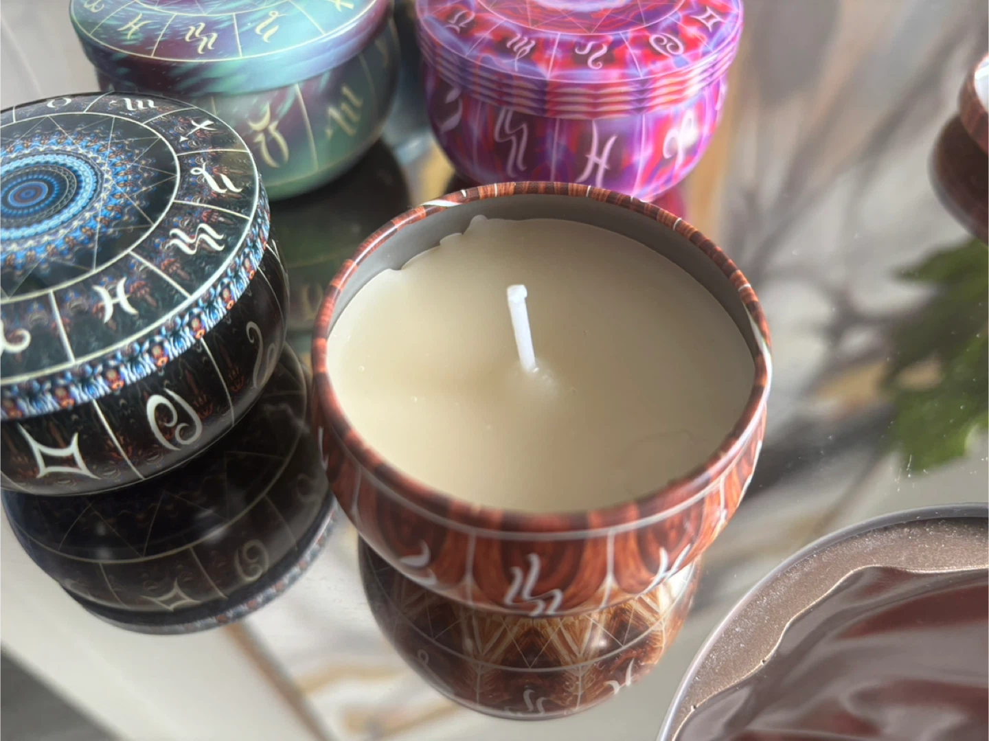 Set of 6 Zodiac Themed Tin Candles - photo 2