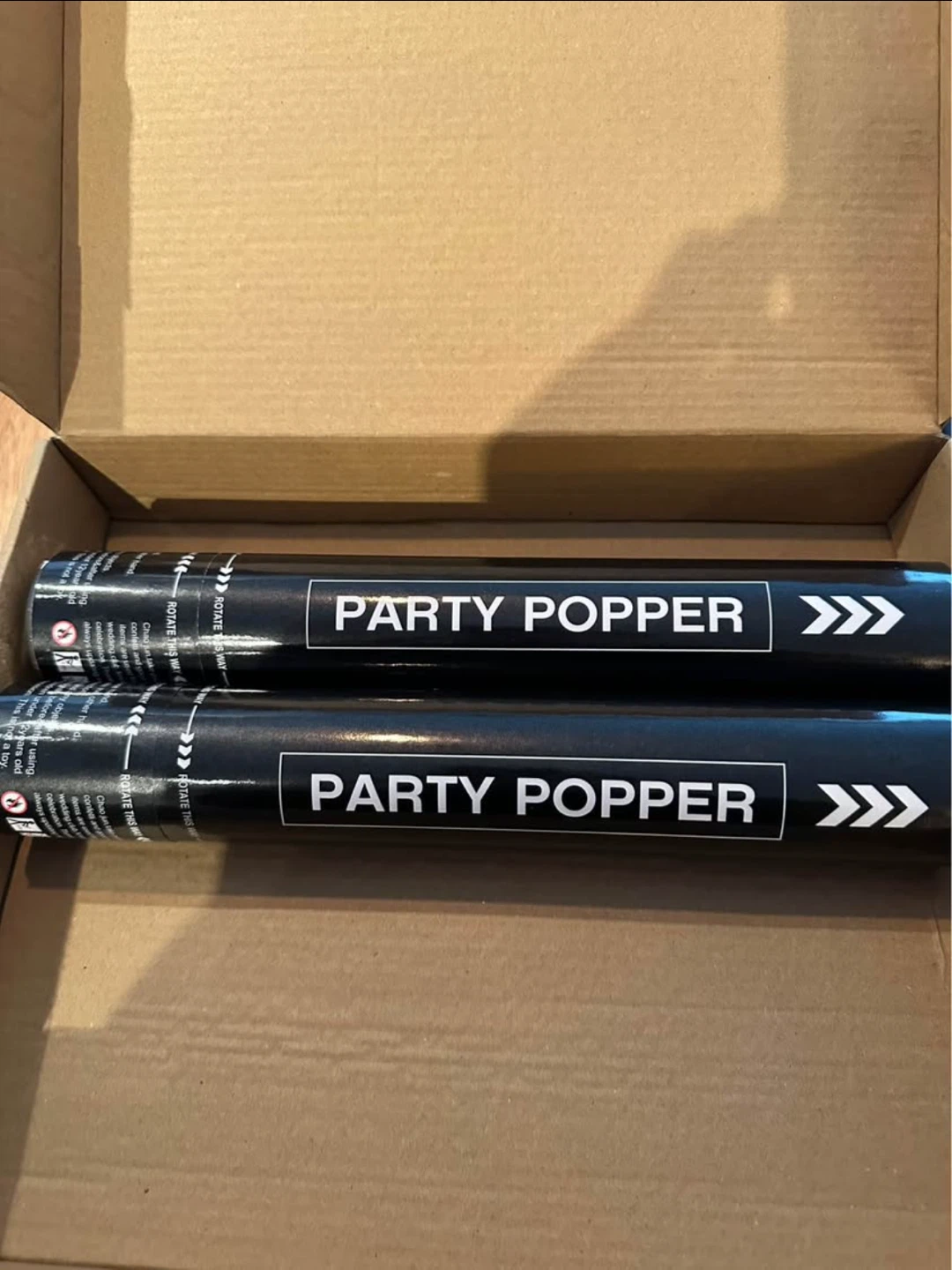 Biodegradable Confetti Cannons - white. Wedding!