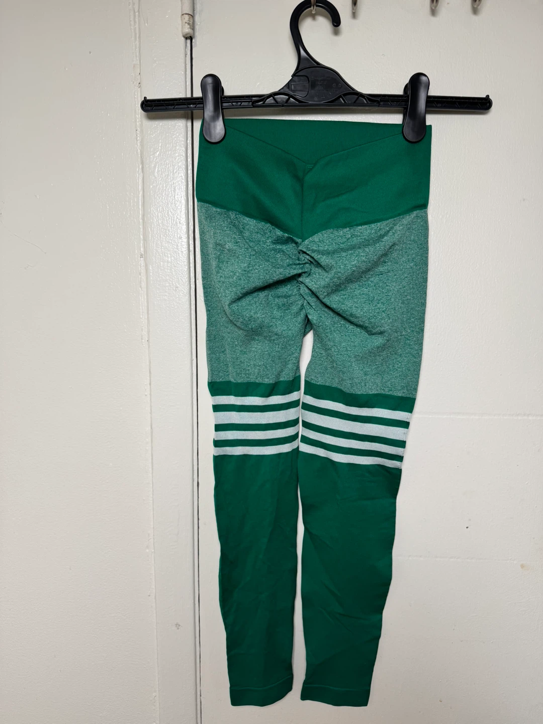 Green Workout Leggings Size S - photo 2